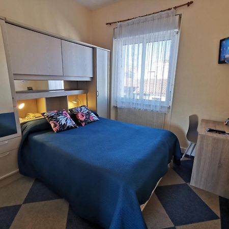Hotel Le Pasteur Royan Buitenkant foto